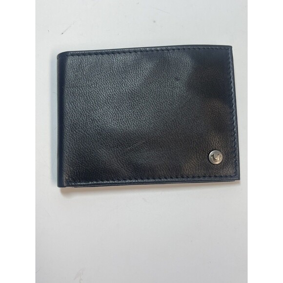 True Religion Black Leather Trifold Wallet New - Picture 1 of 9